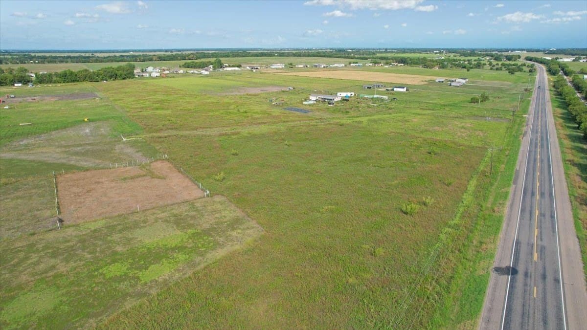10 acres in Hunt County - photo 11