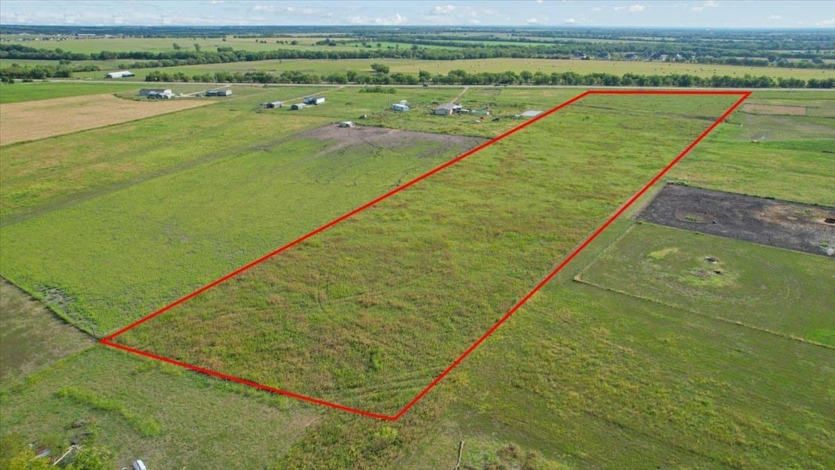 10 acres in Hunt County - photo 8