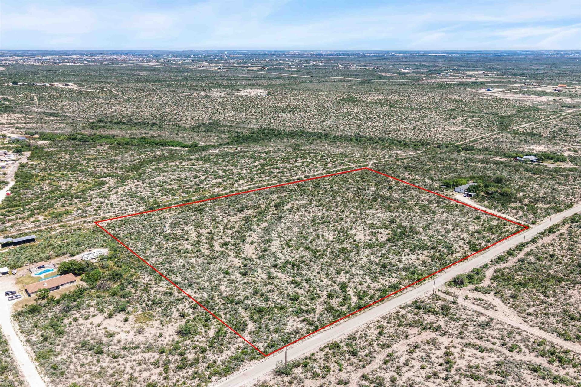 10 acres in Val Verde County gallery image 2