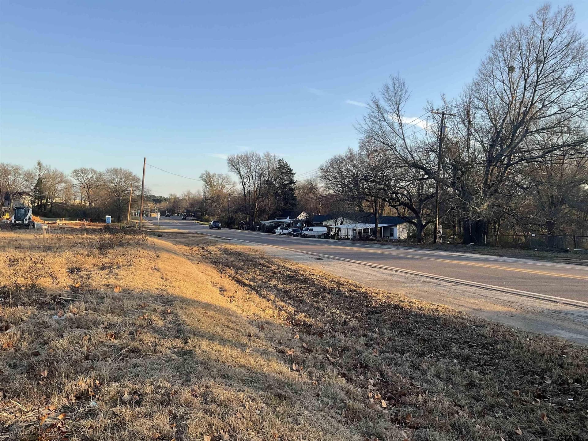 2.11 acres in Smith County gallery image 4