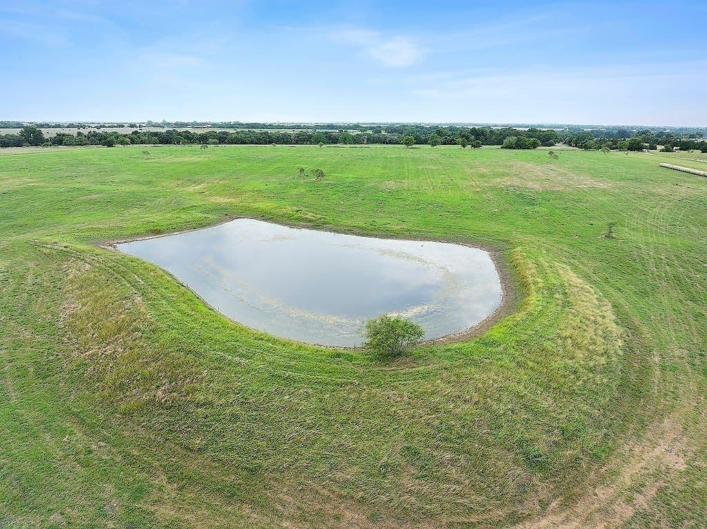 18 acres in Colorado County gallery image 3