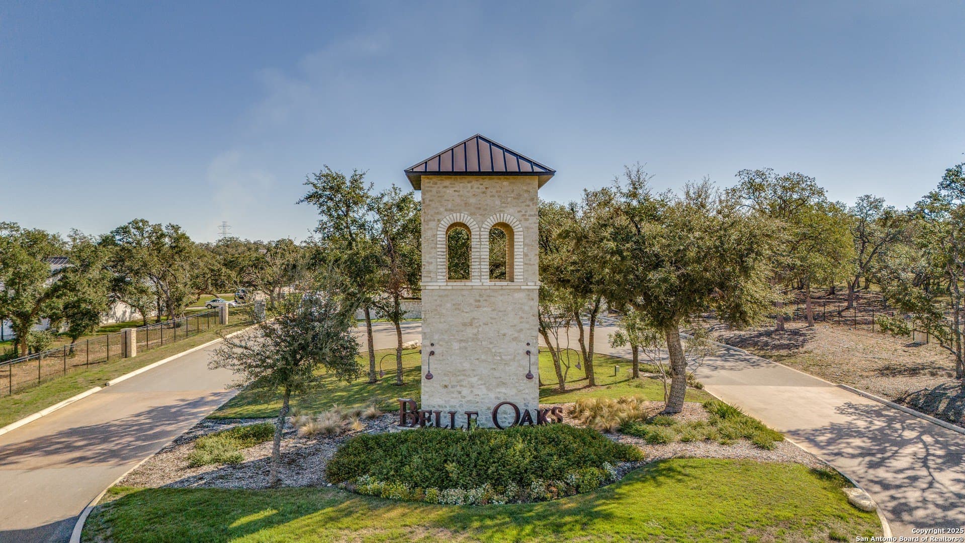 1.09 acres in Comal County gallery image 2