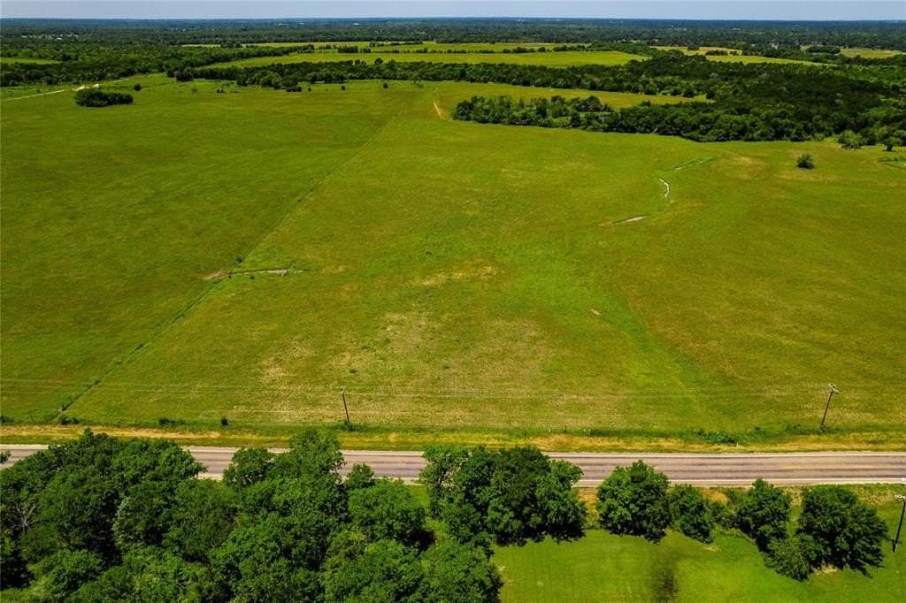 10 acres in Kaufman County gallery image 2