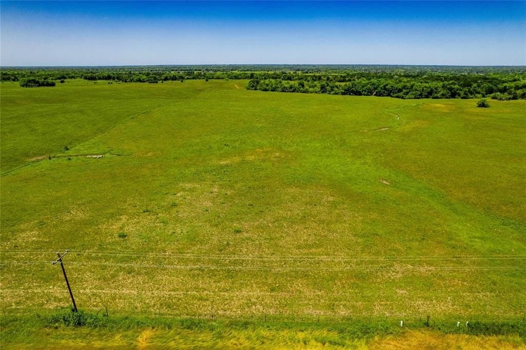 10 acres in Kaufman County gallery image 3