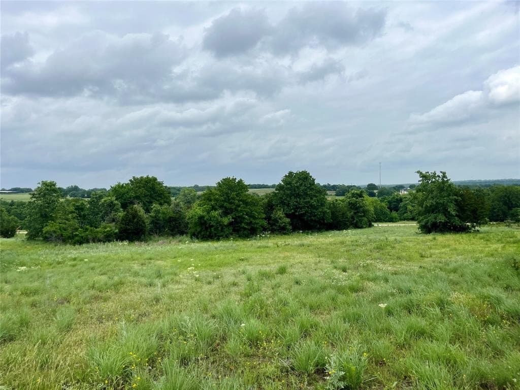 2.05 acres in Parker County gallery image 2