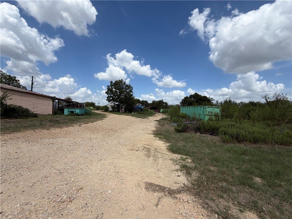 100,000 acres in Gonzales County - photo 6