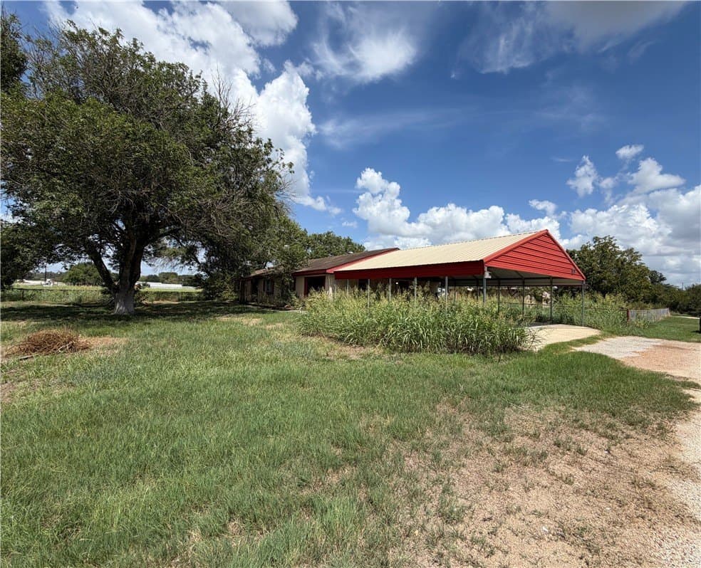 100,000 acres in Gonzales County - photo 32