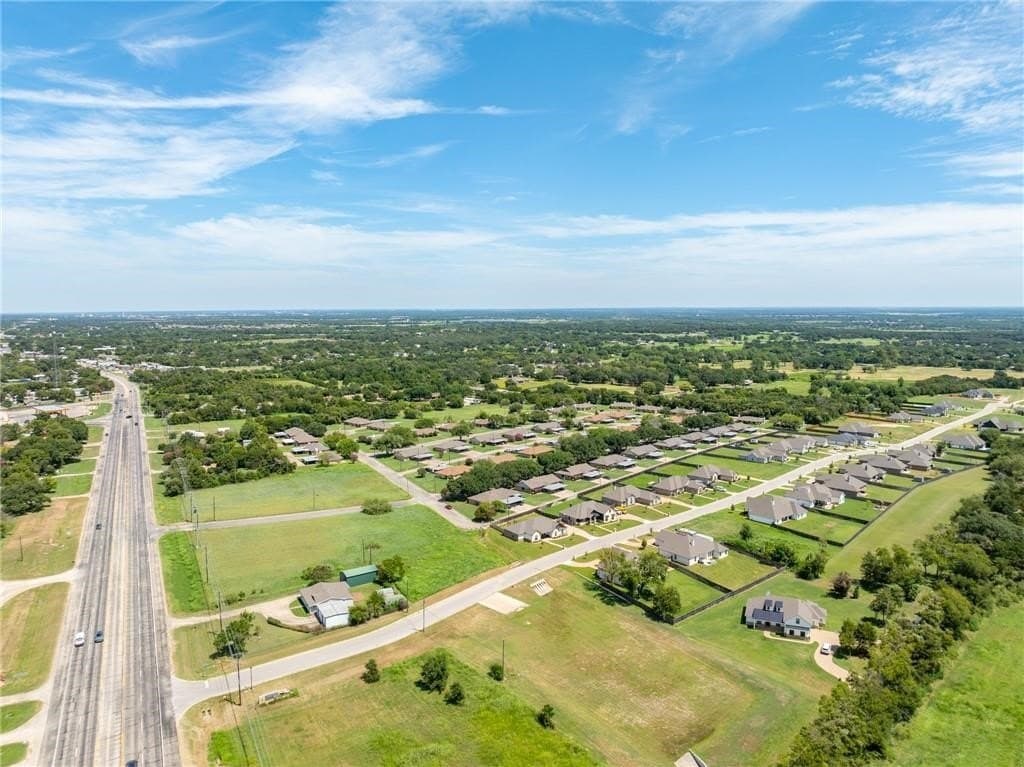 0.4 acres in McLennan County - photo 2