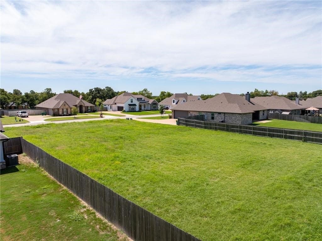 0.4 acres in McLennan County - photo 4