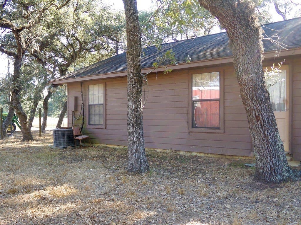 30.37 acres in Lavaca County - photo 11