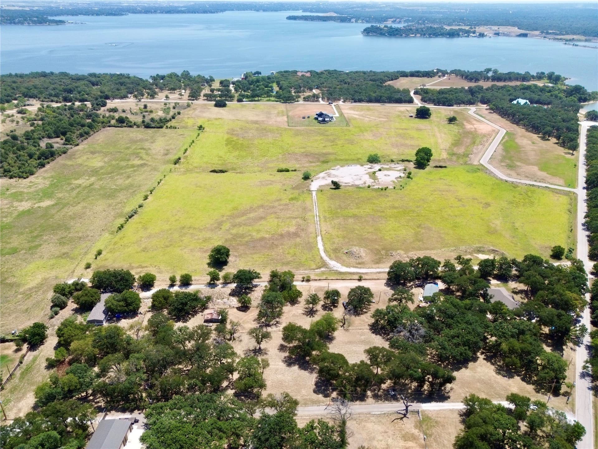 3.2 acres in Tarrant County gallery image 3
