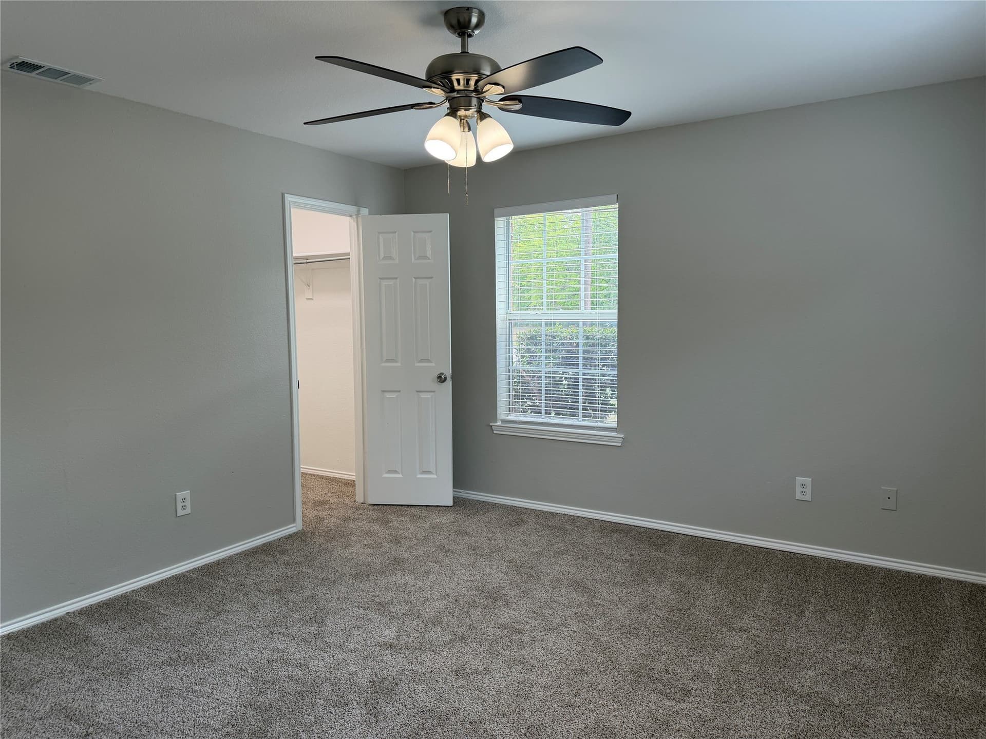 1,901.87 acres in Dallas County - photo 12
