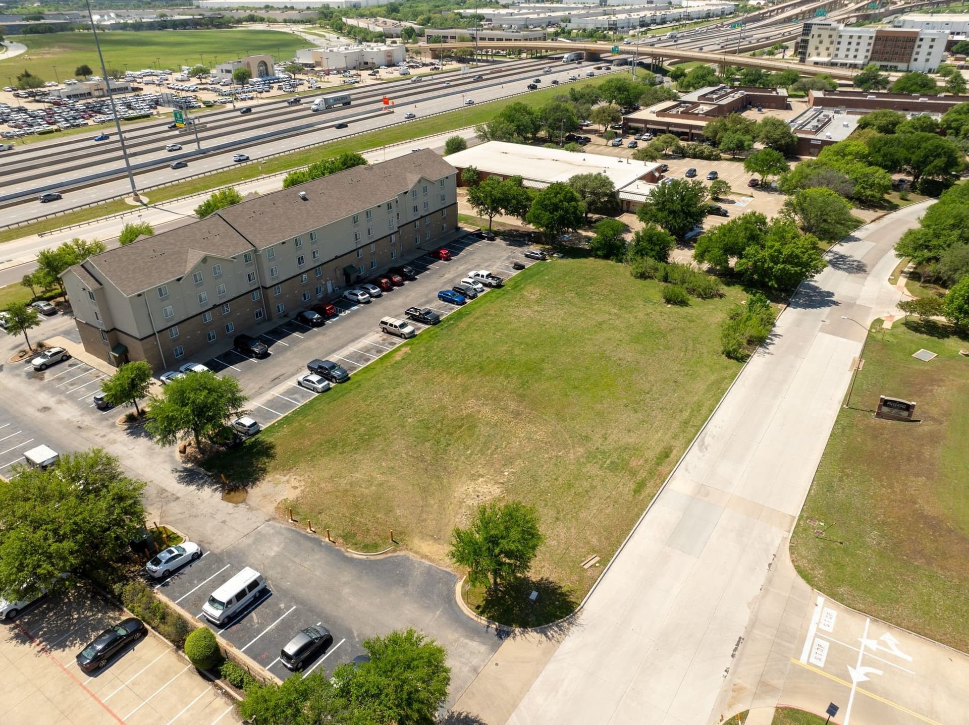 0.71 acres in Tarrant County - photo 8