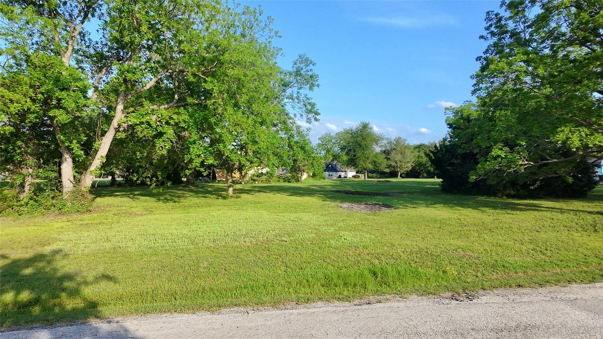 0.63 acres in Navarro County - photo 2