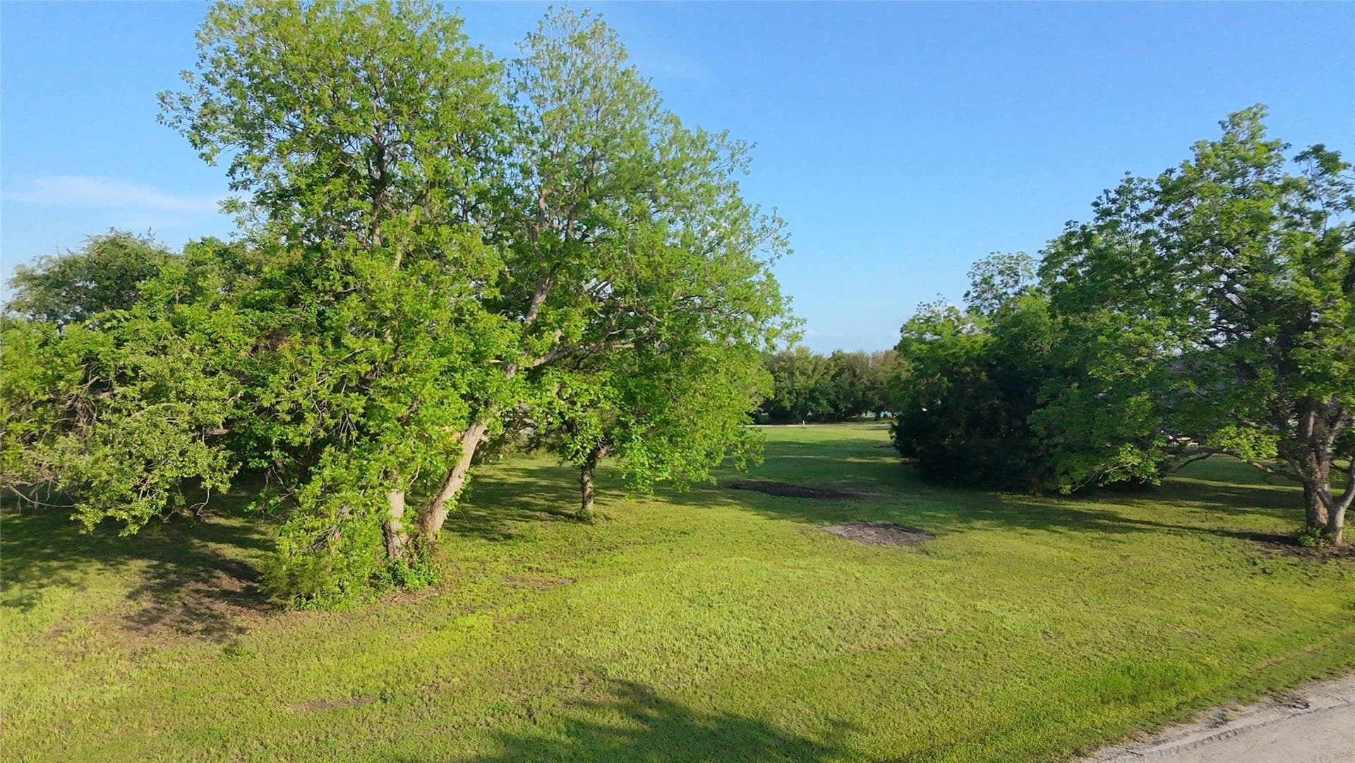 0.63 acres in Navarro County - photo 16