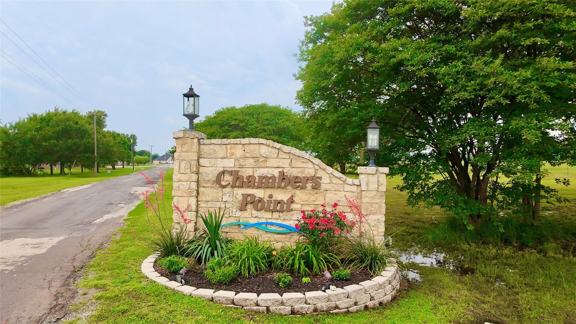 0.63 acres in Navarro County - photo 3