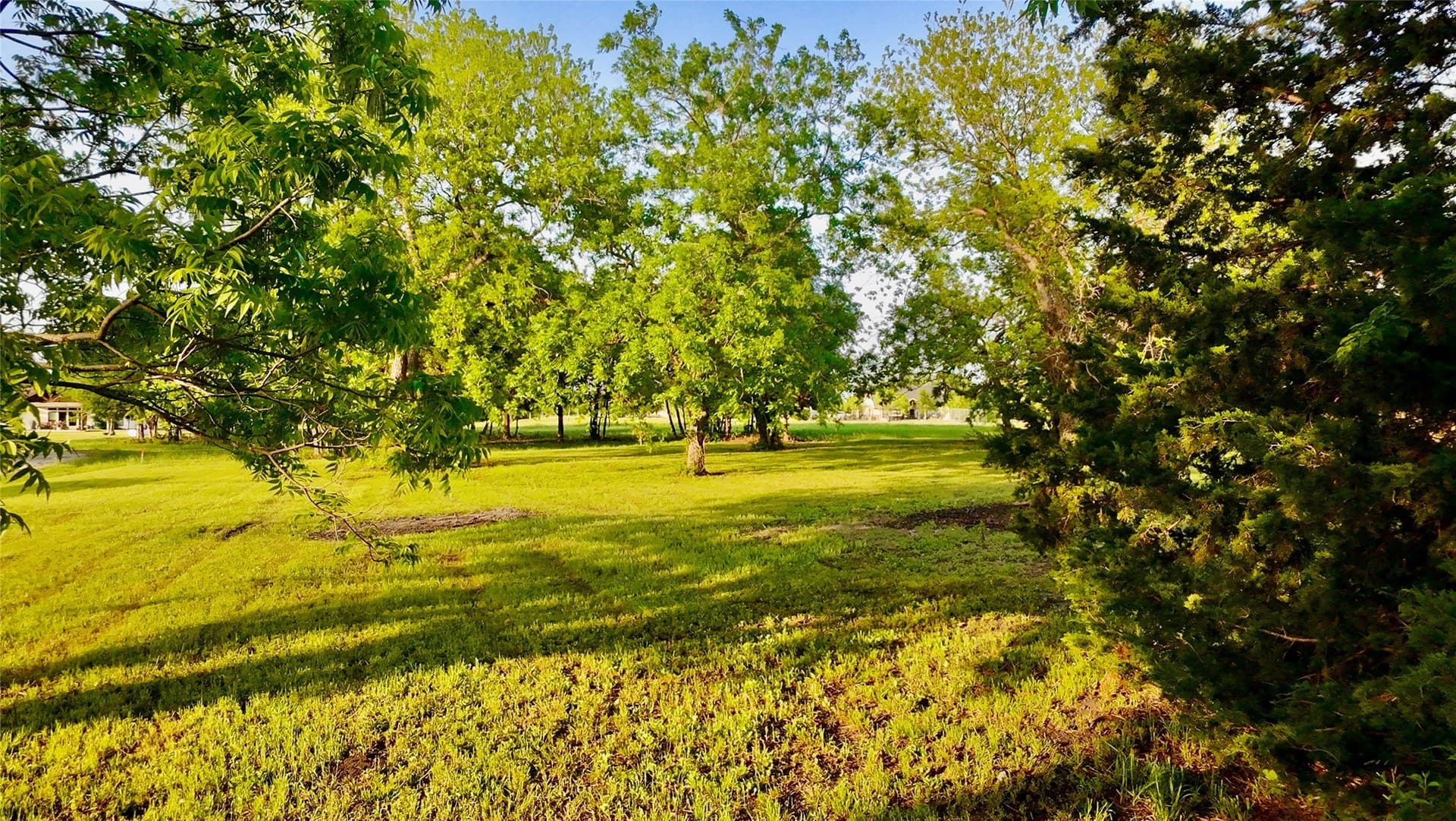 0.63 acres in Navarro County - photo 20