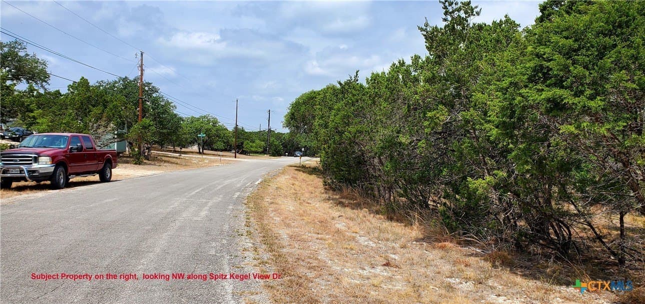 1.08 acres in Comal County - photo 7