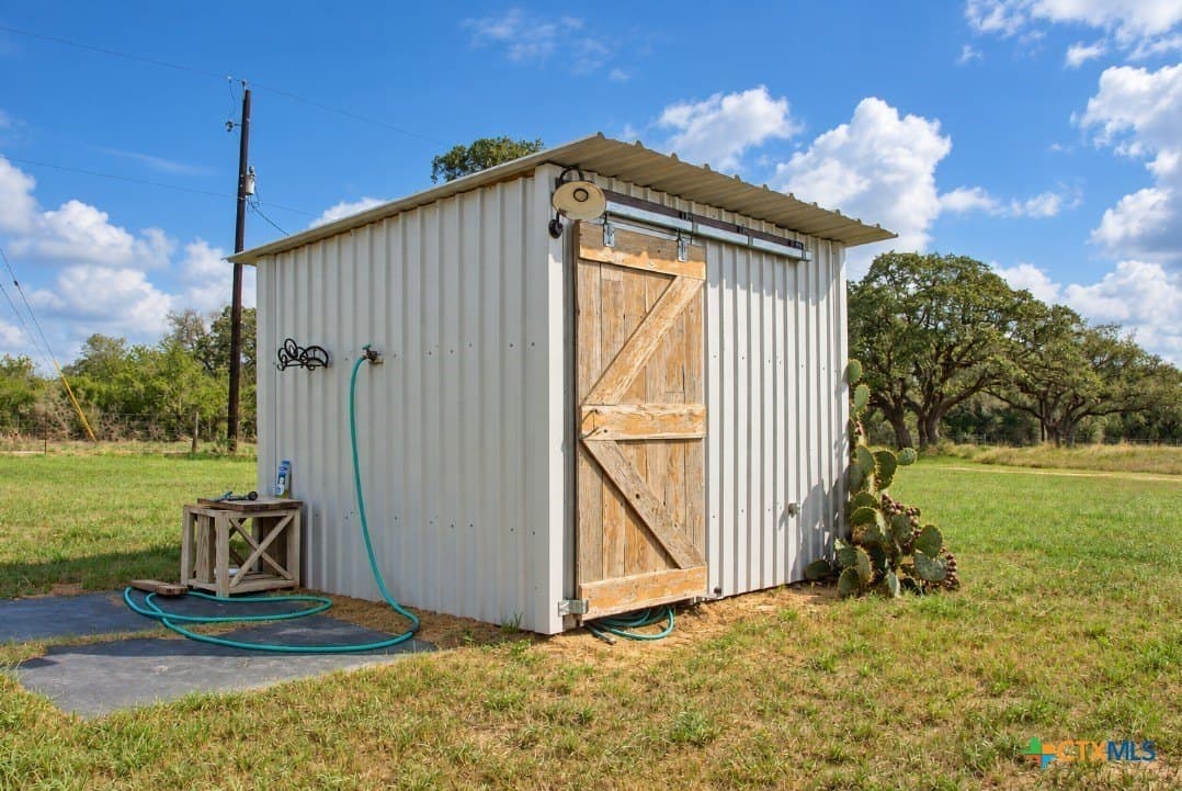 10.49 acres in Goliad County - photo 21