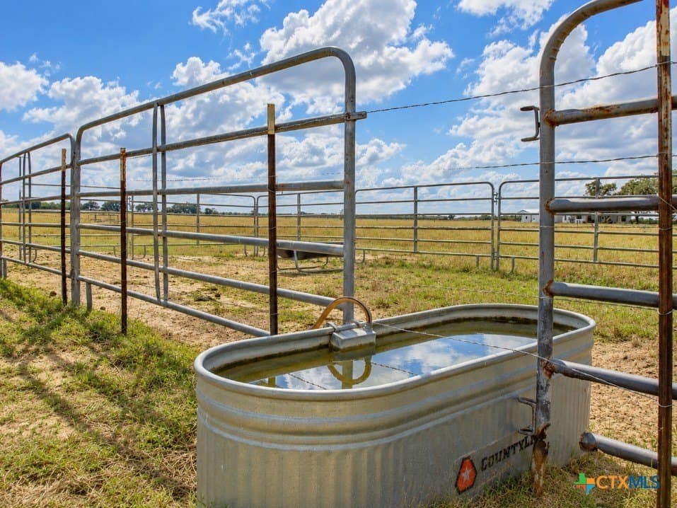 10.49 acres in Goliad County - photo 19