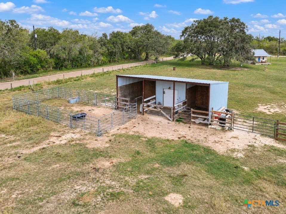 10.49 acres in Goliad County - photo 12