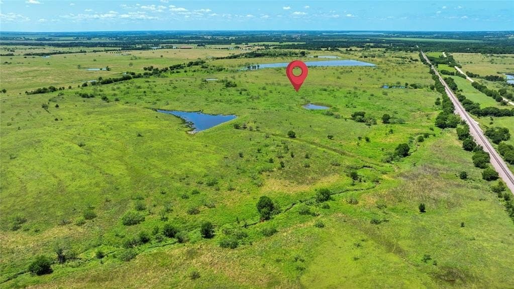 100 acres in Navarro County featured view