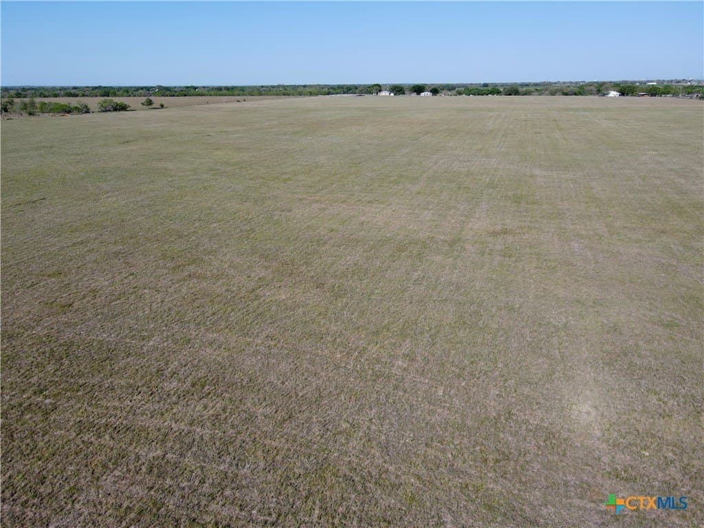 2.95 acres in Guadalupe County gallery image 3