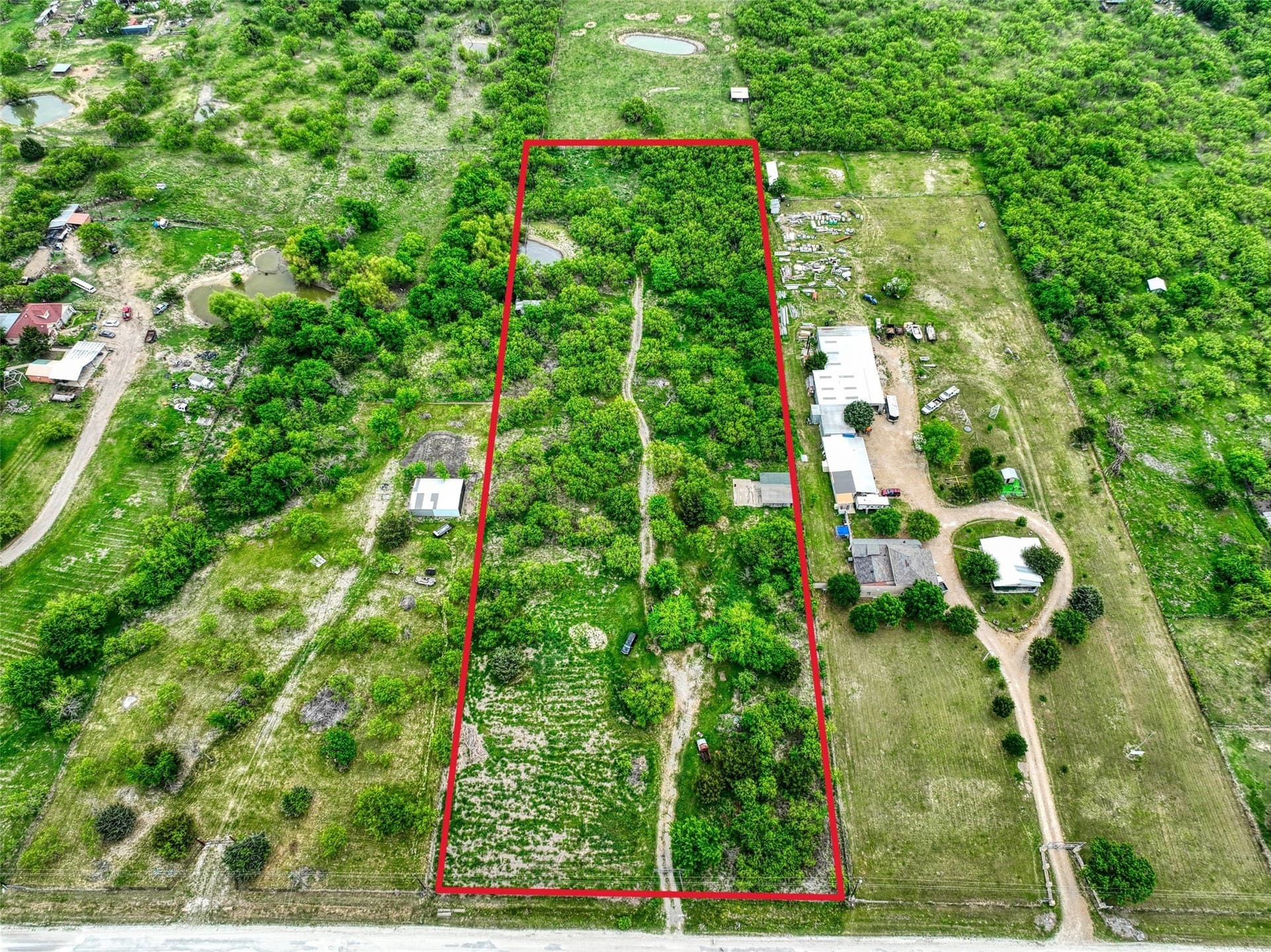 5 acres in Navarro County