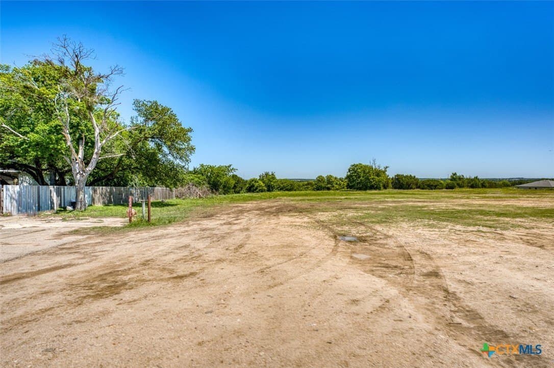 0.7 acres in Bell County - photo 11
