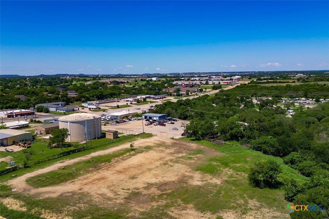 0.7 acres in Bell County - photo 7