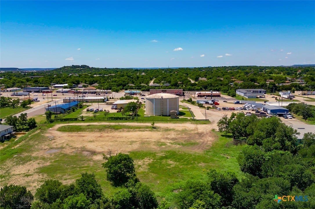 0.7 acres in Bell County - photo 9