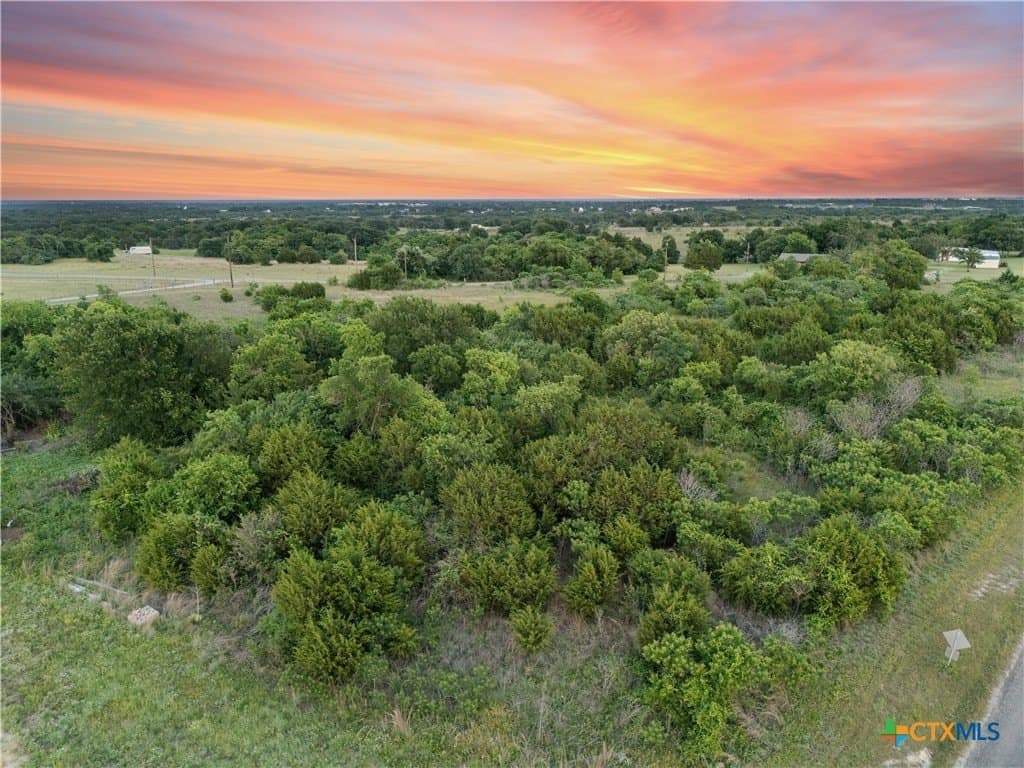 4.65 acres in McLennan County - photo 8