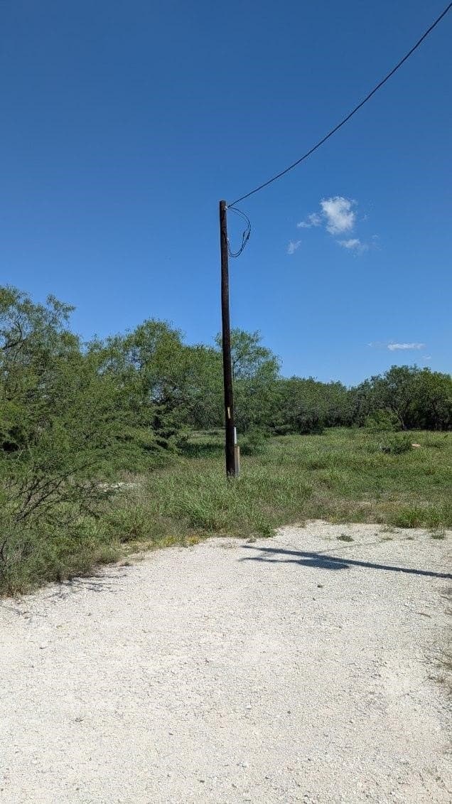 5.77 acres in Jim Wells County gallery image 3