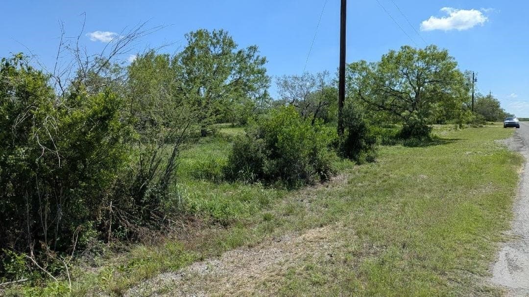 5.77 acres in Jim Wells County