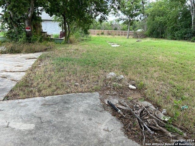 0.21 acres in Bexar County - photo 10