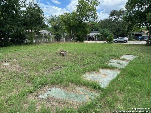 0.21 acres in Bexar County - photo 8