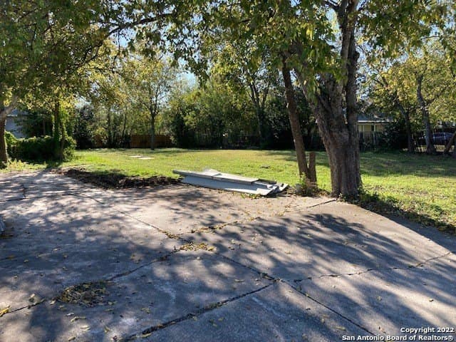 0.21 acres in Bexar County - photo 17