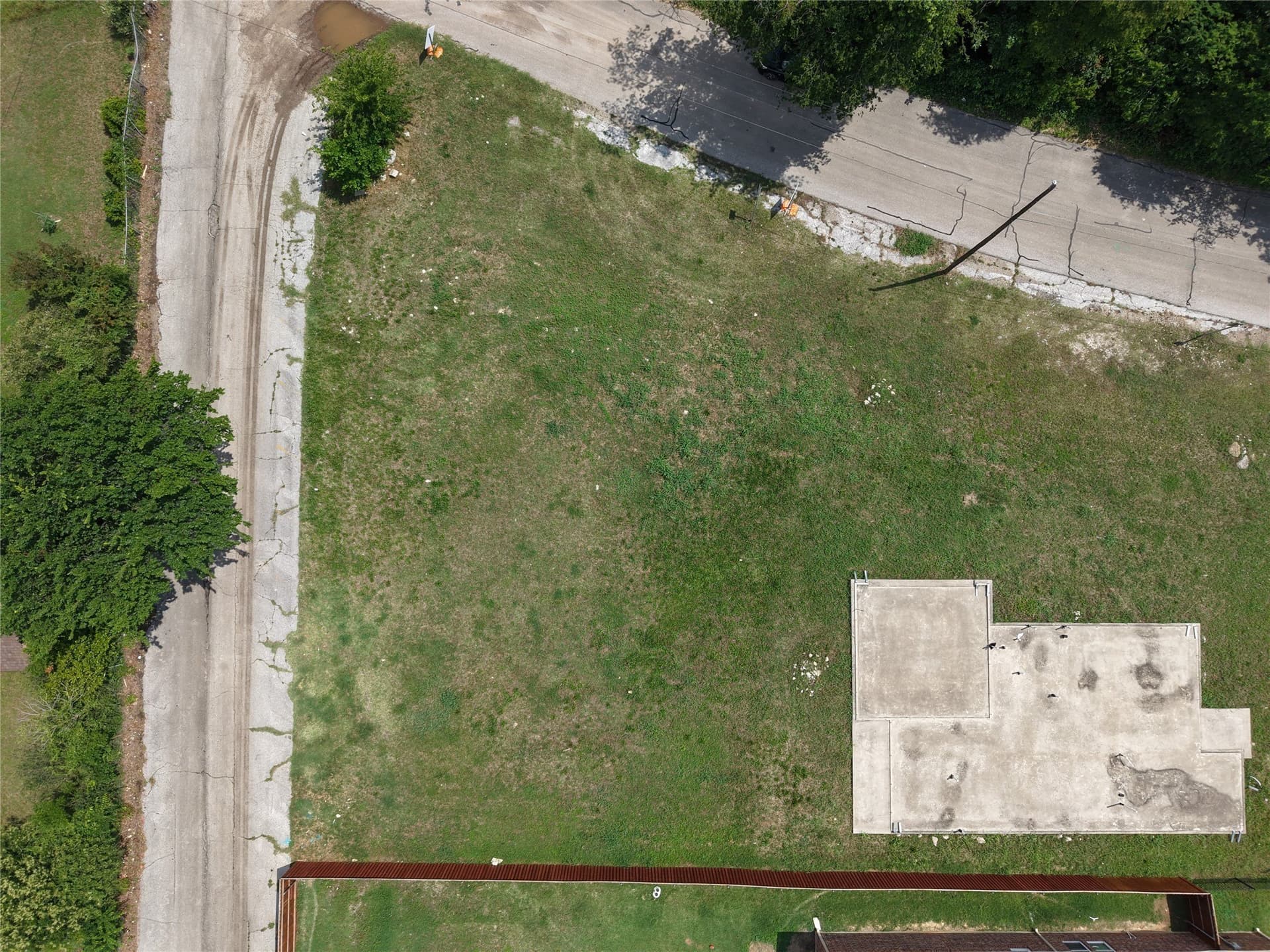 0.35 acres in Dallas County - photo 16