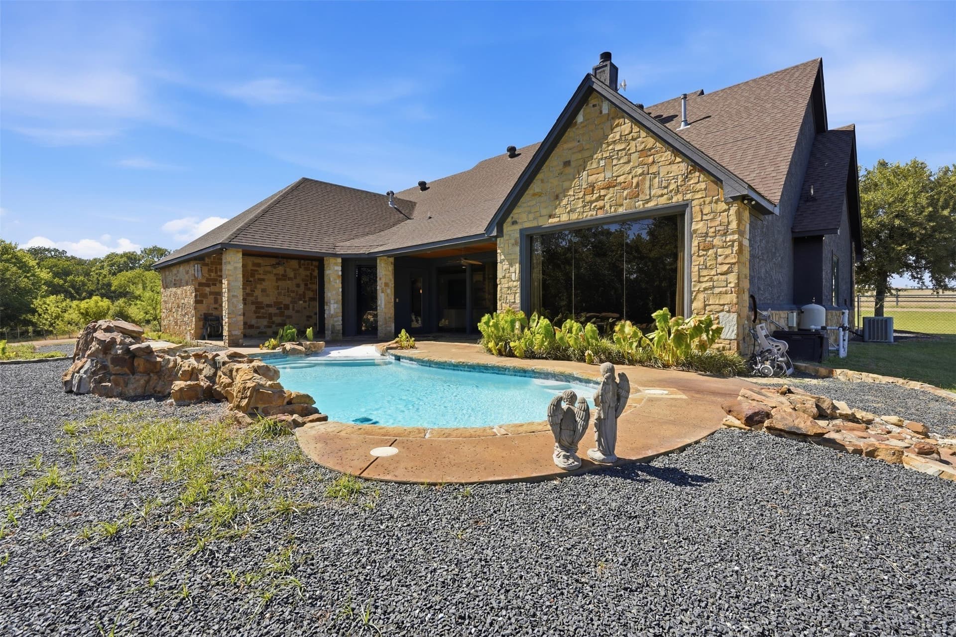 14.85 acres in Tarrant County - photo 31