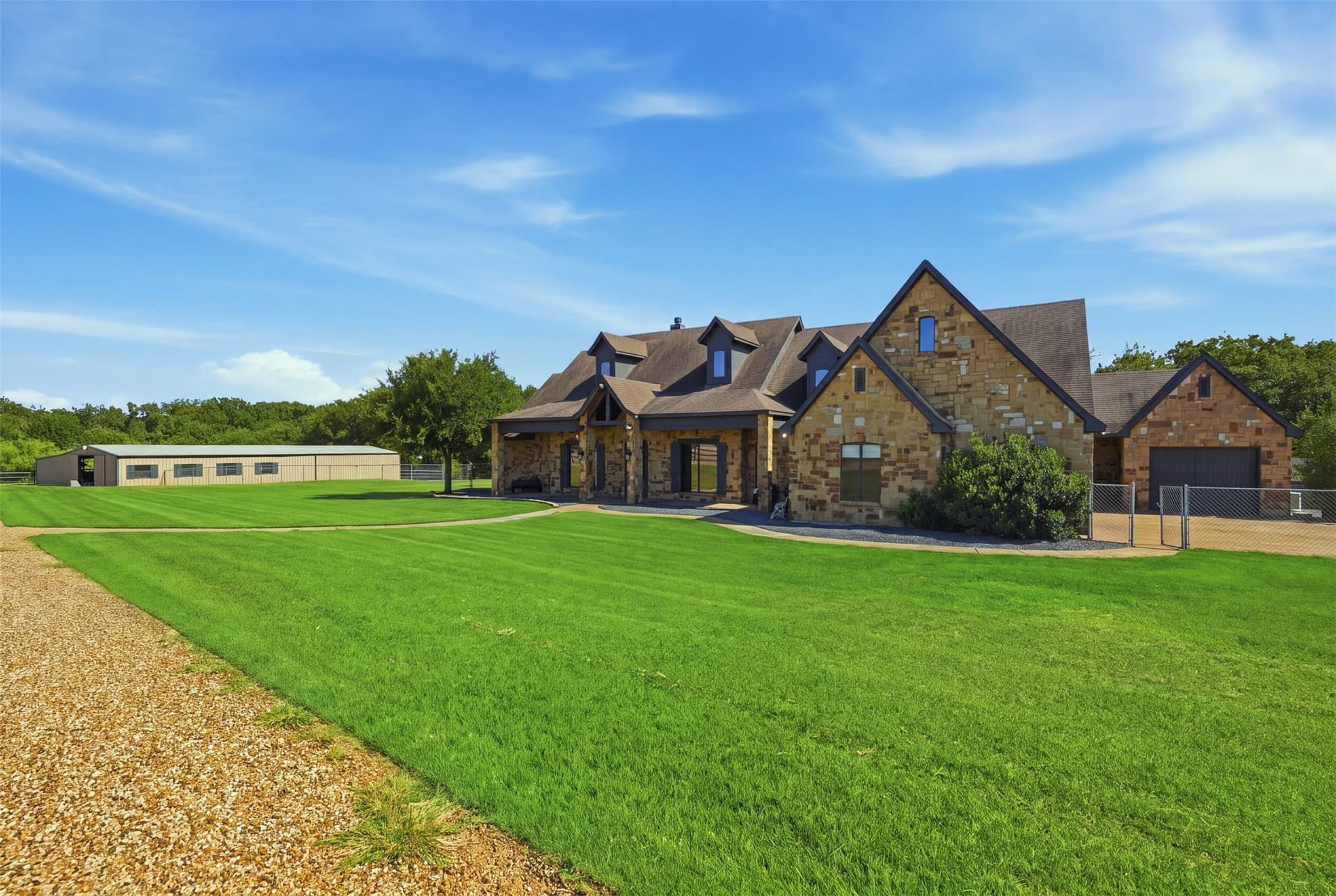 14.85 acres in Tarrant County - photo 3