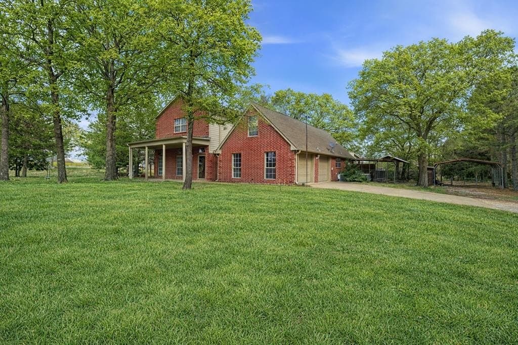 15 acres in Henderson County