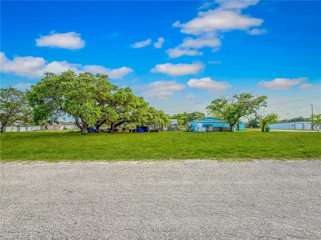 0.25 acres in San Patricio County gallery image 2