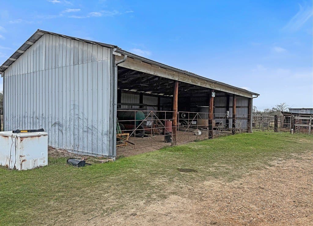 49.08 acres in Fayette County - photo 13