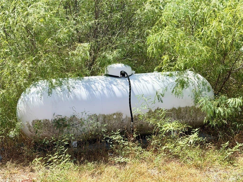 100,000 acres in Nueces County - photo 30