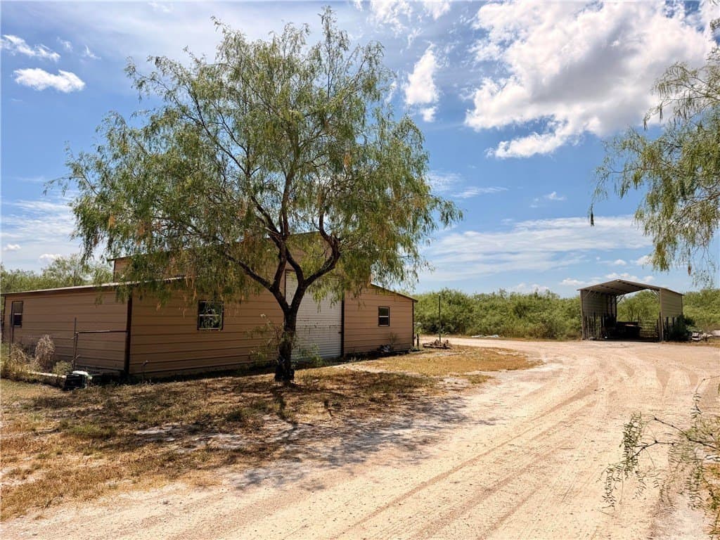 100,000 acres in Nueces County - photo 14