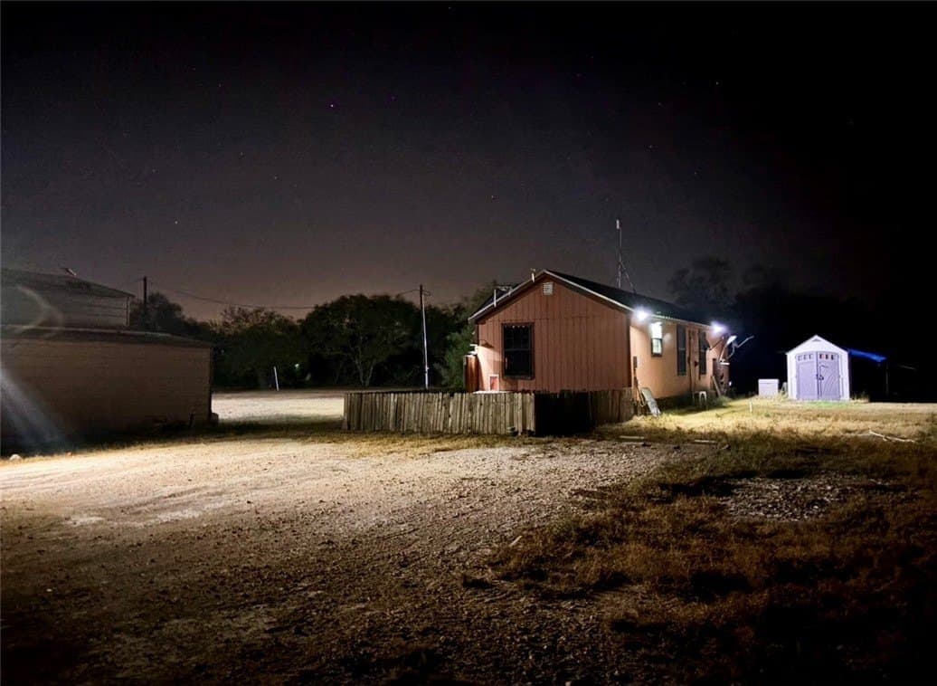 100,000 acres in Nueces County - photo 37