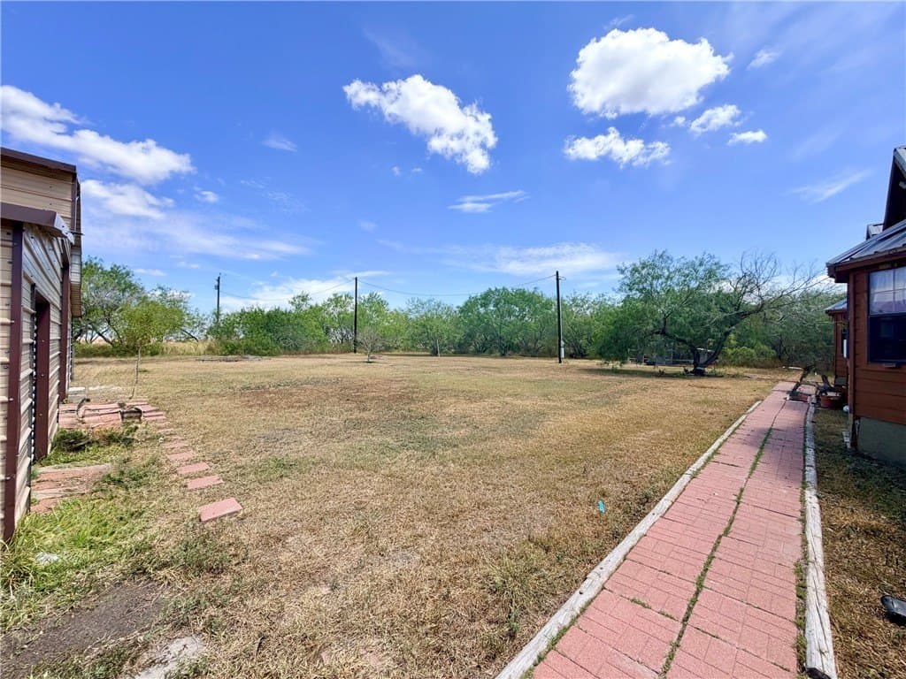 100,000 acres in Nueces County - photo 24
