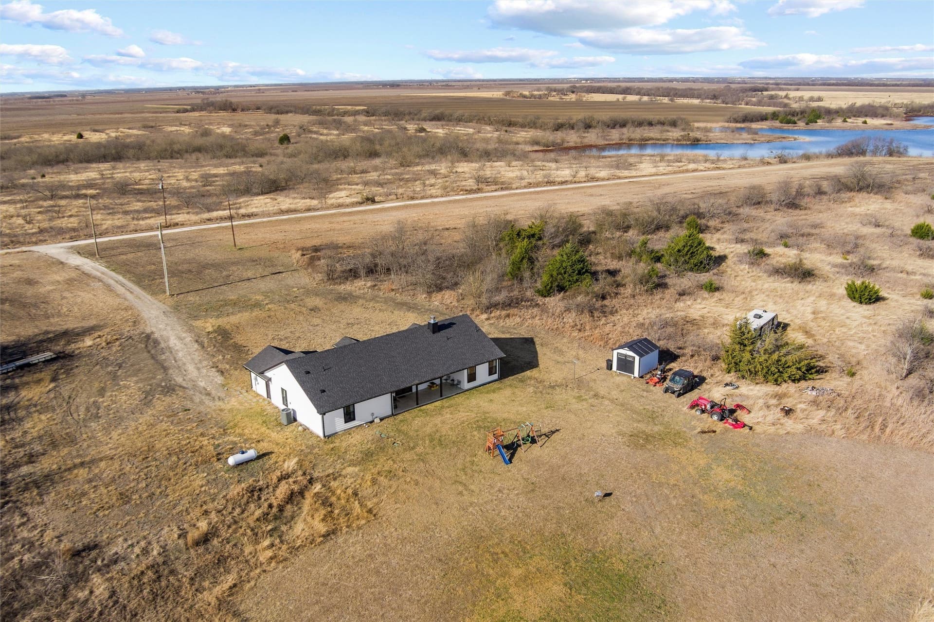35.55 acres in Ellis County - photo 8