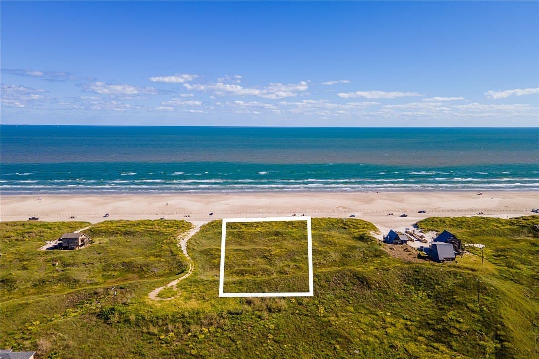 1 acres in Nueces County - photo 8