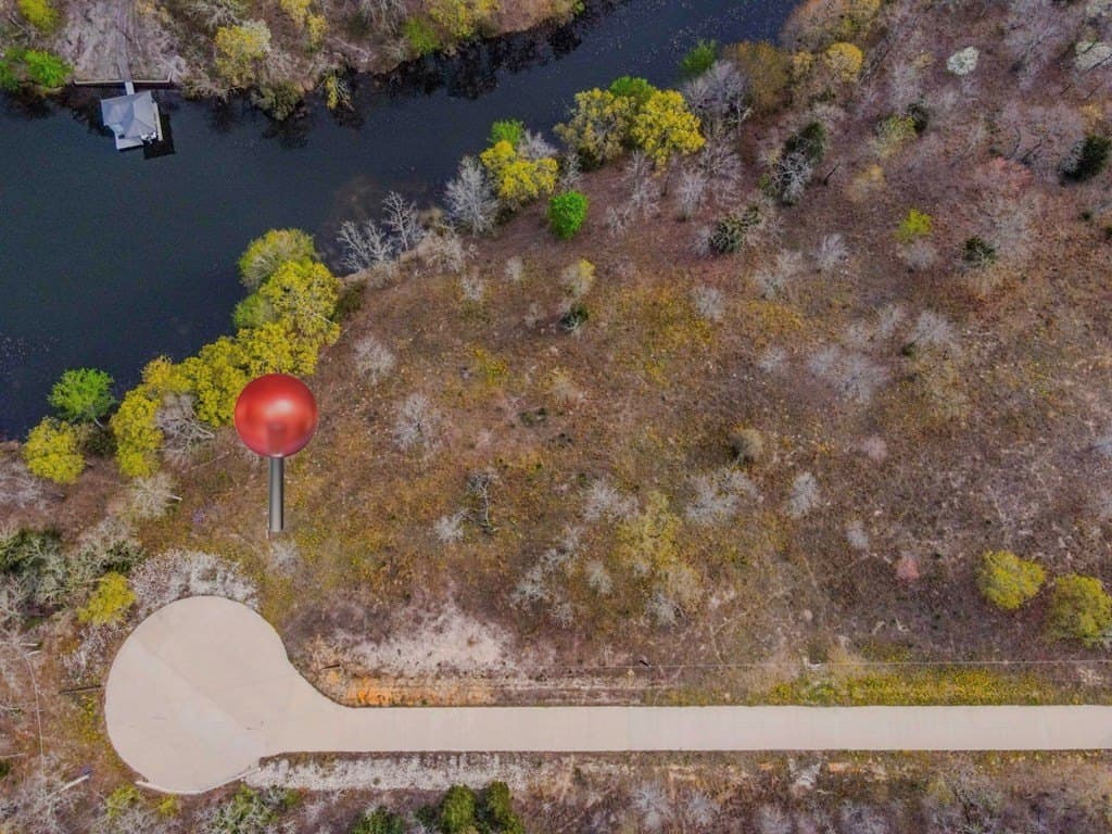 0.81 acres in Henderson County - photo 15